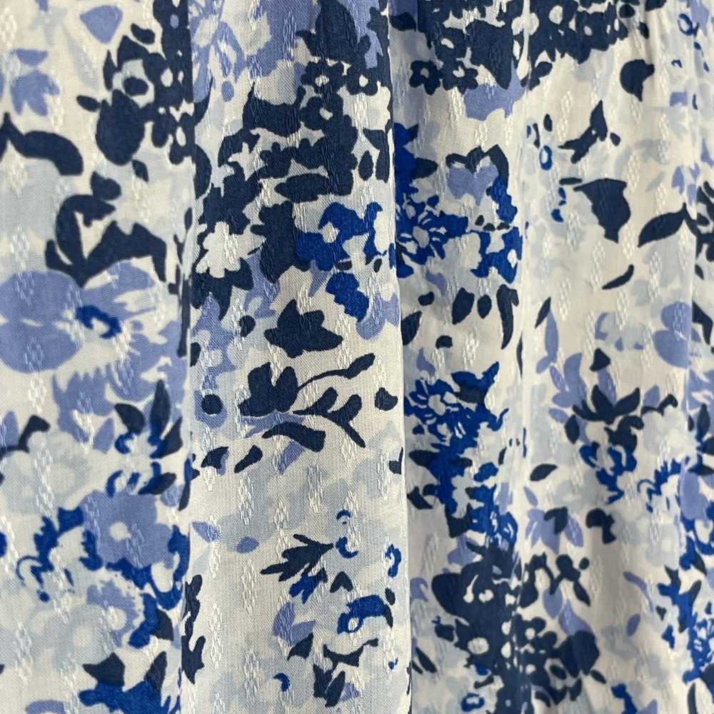 Caslon Blue and White Flutter Sleeve Blouse - Picture 10 of 12